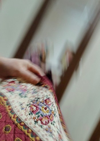 Bordo Nakışlı Yatak Örtüsü - Görsel 8