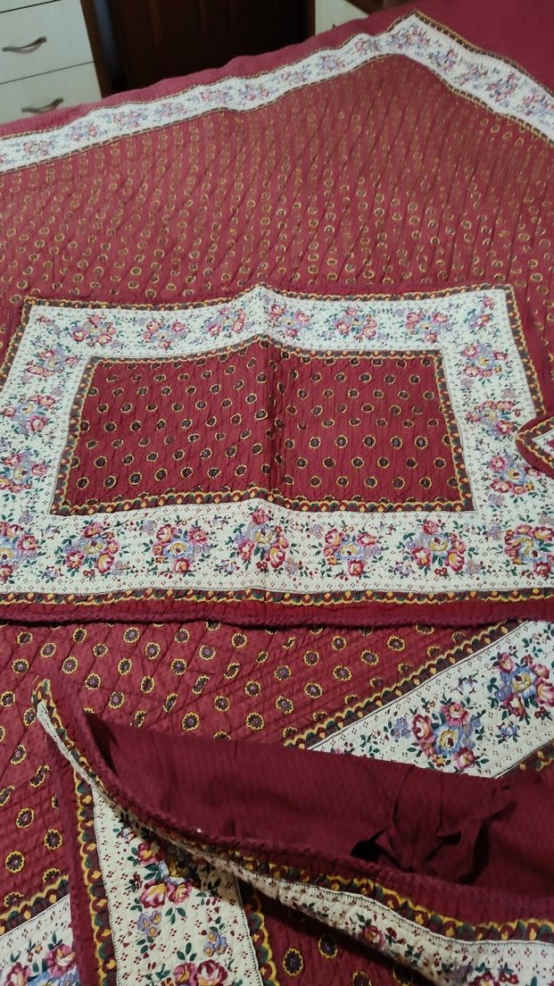 Bordo Nakışlı Yatak Örtüsü - Görsel 5