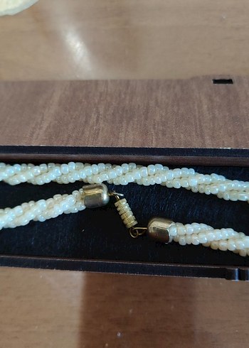 Beyaz Boncuklu Uzun Kadın Kolye - Görsel 2