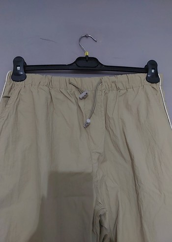 Paraşüt Kumaş Bej Kısa Fermuarlı Kadın Ceket ve Pantolon - Görsel 10