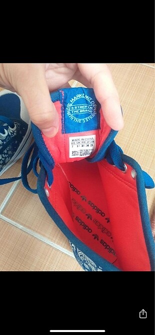 38 Beden mavi Renk Orijinal Adidas spor ayakkabı