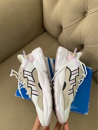 38 Beden Orijinal Adidas ozweego