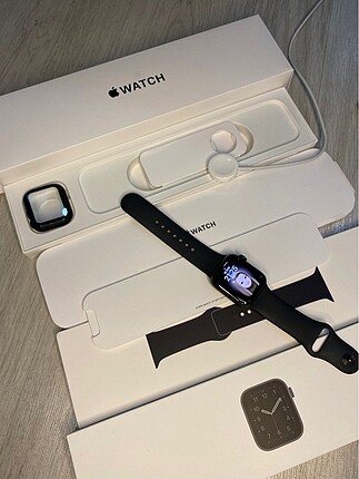  Beden Apple Watch SE 40 mm garantili saat