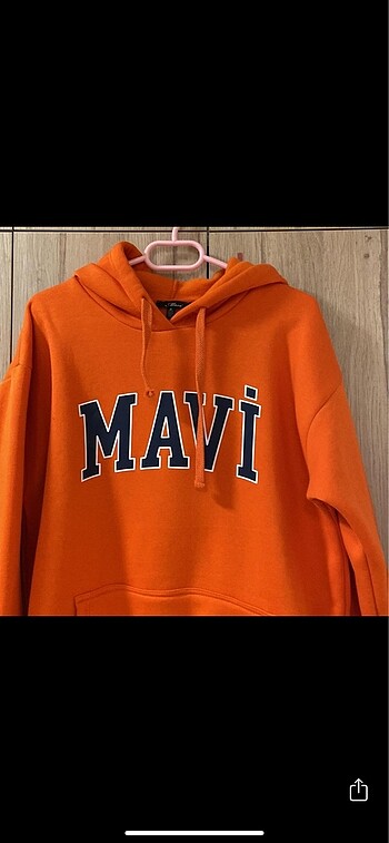 Mavi markalı sweat