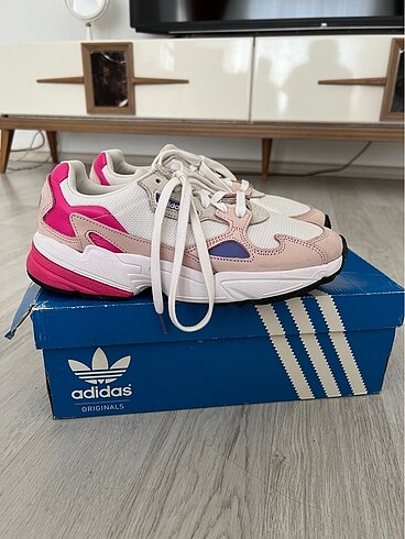 Adidas Adidas falcon pink