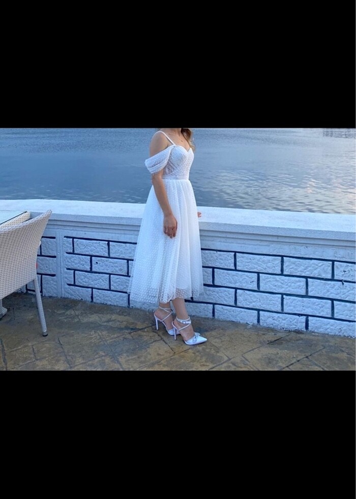 Kadın beyaz puantiyeli midi boy abiye - Görsel 4