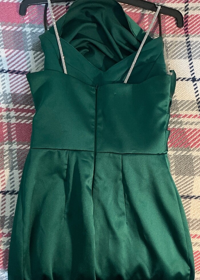 Zümrüt yeşili abiye - Görsel 2