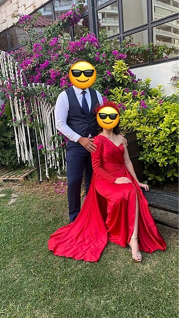 m Beden kırmızı Renk Saten Gece Elbisesi