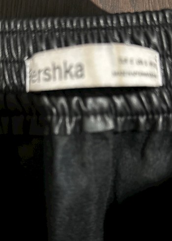 Kadın Bershka  Deri  siyah Beli Lastikli  Rahat Kesim Pantolon - Görsel 2