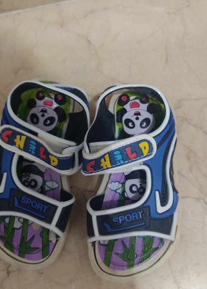 21-22 numara ayakkabılar. Hepsi 200 TL - Görsel 2