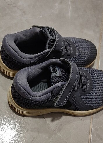 27 Beden Nike ayakkabı