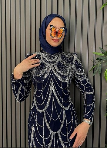 Tesettür abiye her beden mevcuttur şal dahildir ????