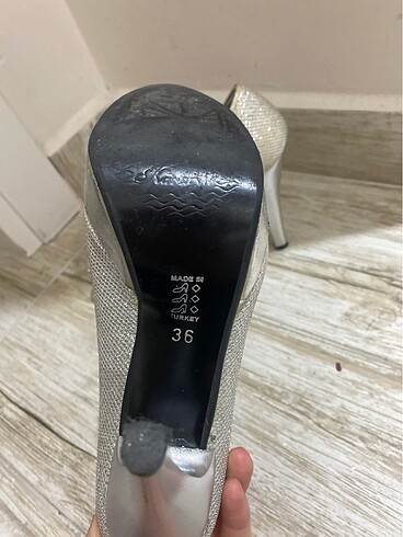 36 Beden gri Renk Topuklu ayakkabı