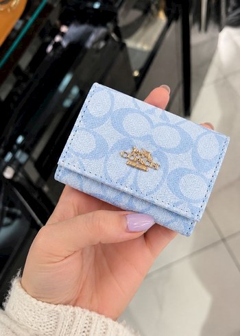 Coach Acik Mavi Monogramli Kompakt Cuzdan