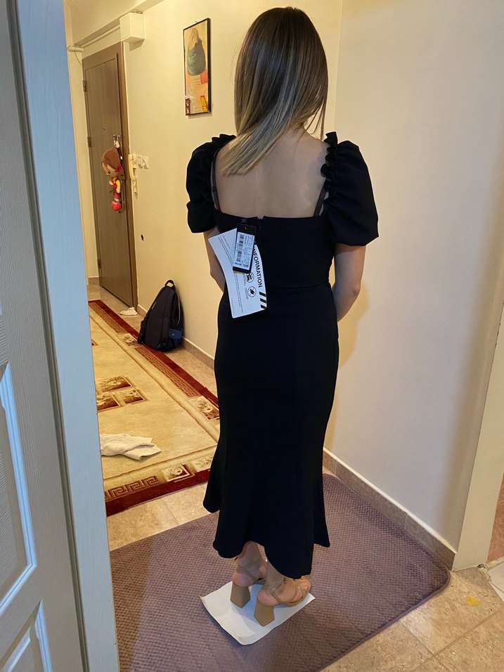 Siyah V Yakalı Midi Mezuniyet Elbisesi - Görsel 3