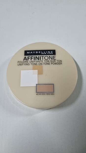 Maybelline Affinitone Pudra 