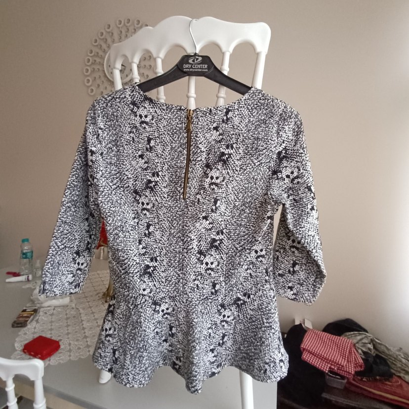 Gri Yılan Desenli harika mali var fakir Kollu Bluz - Görsel 3