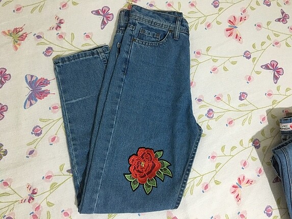 Mom Jean