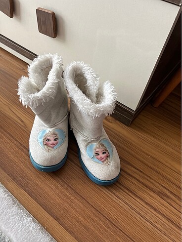 Ugg Frozen spor ayakkabı