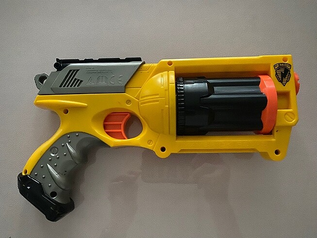  Nerf N-Strike Maverick Strake