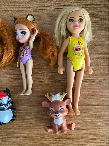  Beden Enchantimals bebekler ve Barbie