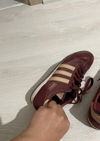 Bordo Adidas Süet Bağcıklı Günlük Spor Ayakkabı - Görsel 4
