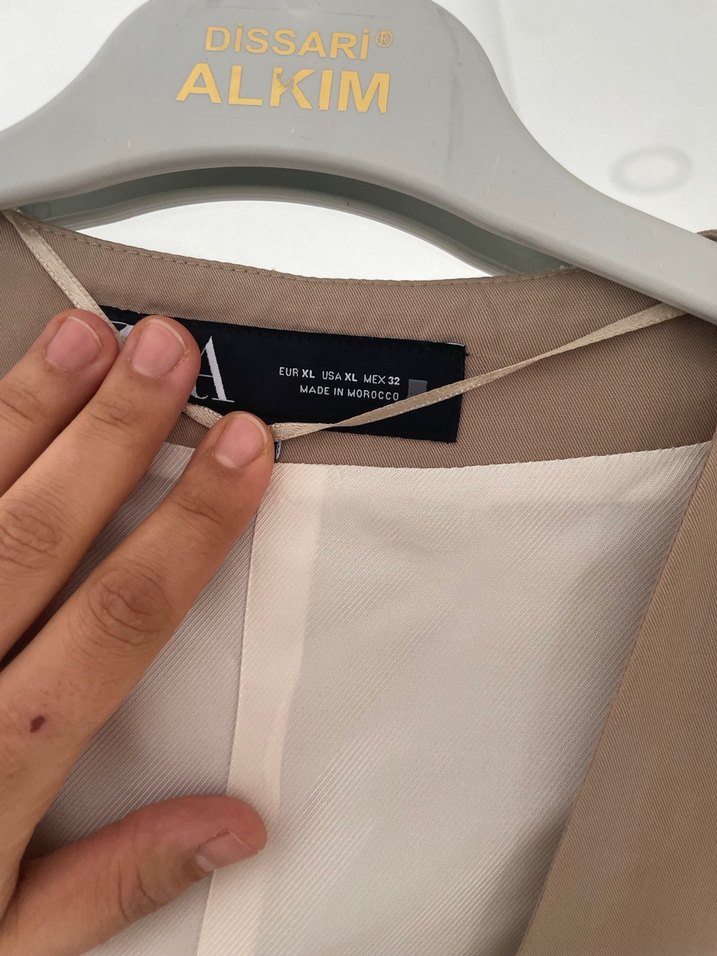 Kemerli Bej Kadın Yelek - Görsel 3