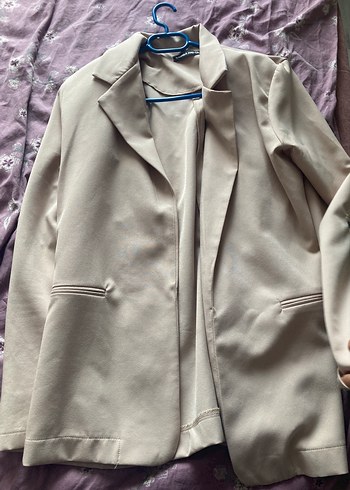 Bej Düğmeli Kadın Blazer Ceket