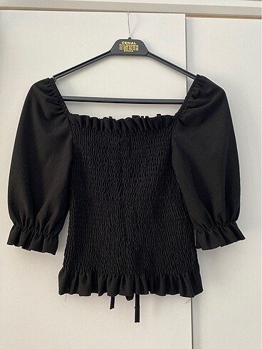 Siyah crop bluz