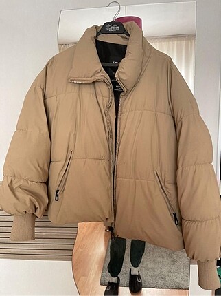 Zara mont