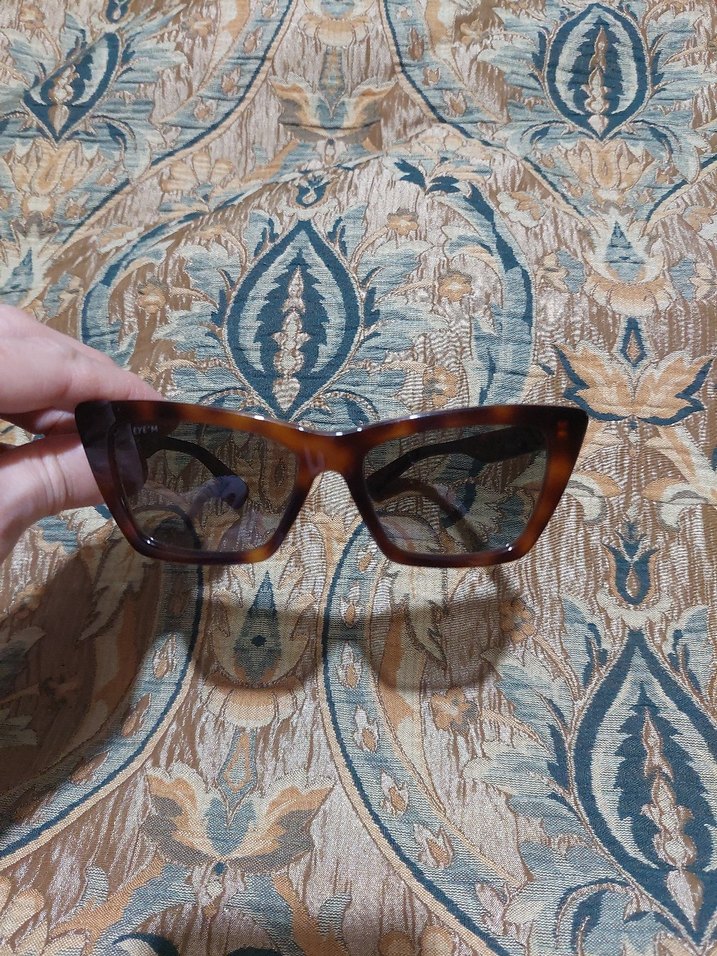 Kahverengi Tokalı Retro Kadın Gözlüğü - Görsel 4