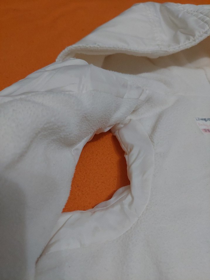 Bebek Beyaz Kapüşonlu Fermuarlı şişme Yelek - Görsel 5