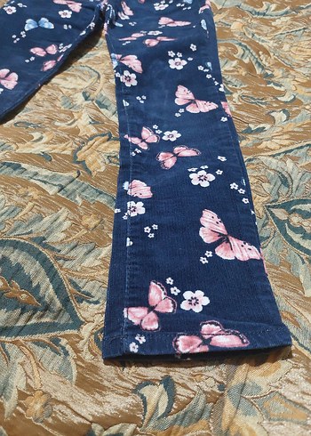 Kelebek Desenli Kız Pantolon - Görsel 4