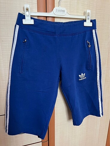 Adidas şort