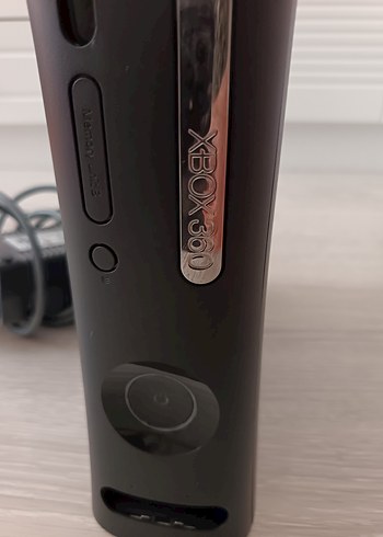 Beden Xbox 360 Konsol ve Adaptör