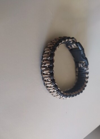 Paracord bileklik 