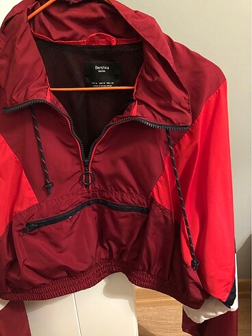 m Beden bordo Renk Bershka Yağmurluk