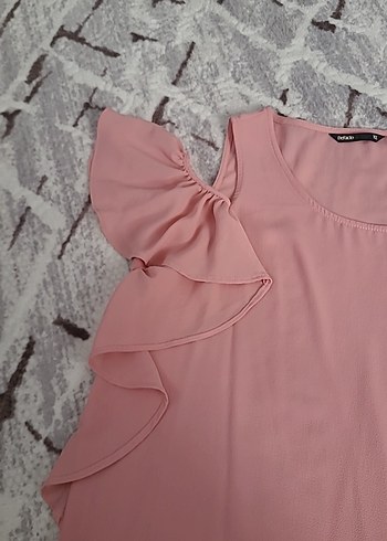 Pembe Fırfırlı Kısa Kollu Bluz - Görsel 4