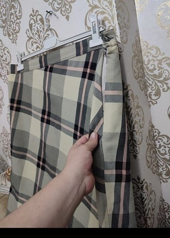 Bej Ekose Desenli Uzun Kadın Etek - Görsel 3