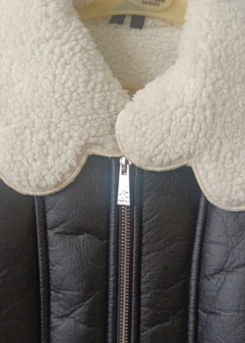 Beyaz Kürklü Siyah Deri Biker Ceket - Görsel 7