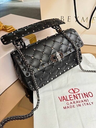 Beden Valentino garavani bag