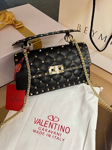 Beden siyah Renk Valentino garavani çanta