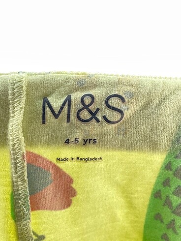 universal Beden Marks & Spencer Mini Şort %70 İndirimli.