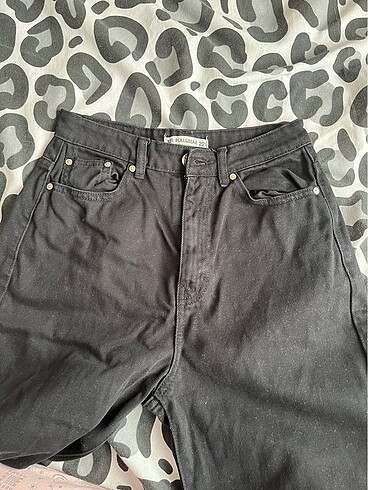 Pull and Bear siyah düz kot pantolon