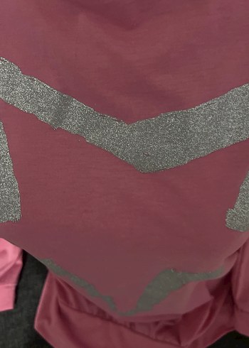 Pullu Gri Yıldız Baskılı Pembe Hamile Tişörtü - Görsel 4