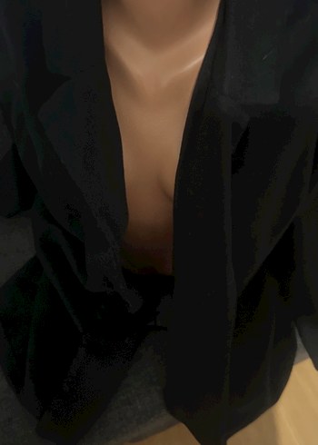 Siyah Kadın Blazeri, Drapeli, Uzun Kollu Açıklamayı okuYUN - Görsel 2