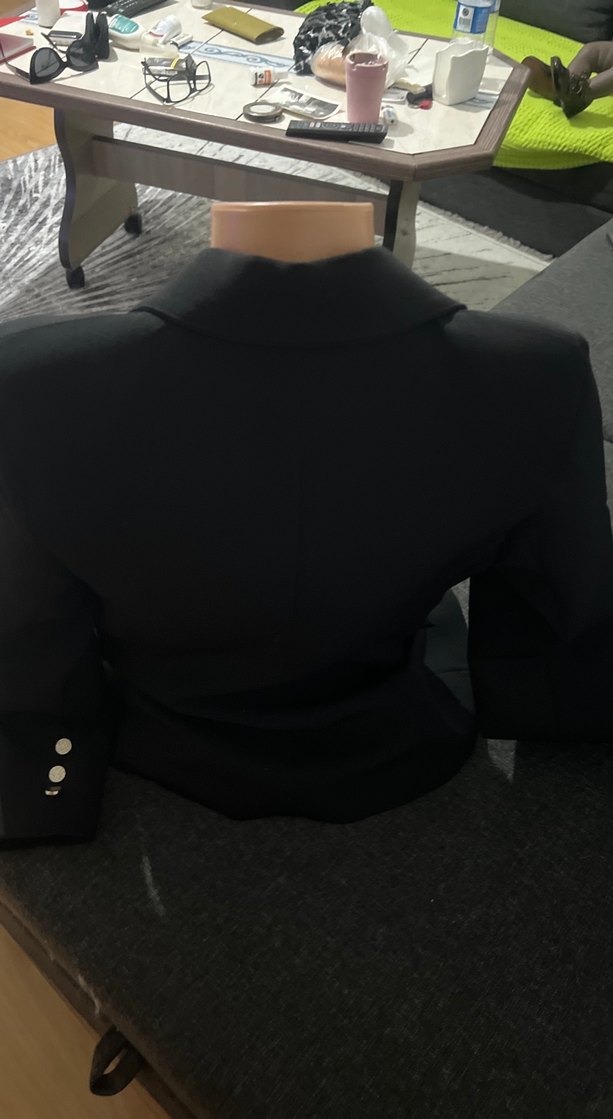 Kadın Siyah Düğmeli Midi Blazer - Görsel 4