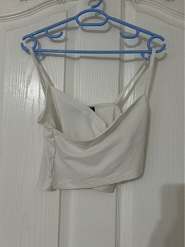 Şık crop tişört ve kazaklar - Görsel 6