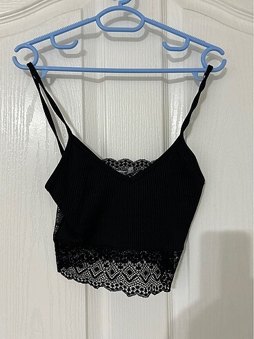 Şık crop tişört ve kazaklar - Görsel 4