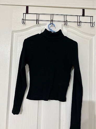 Şık crop tişört ve kazaklar - Görsel 13